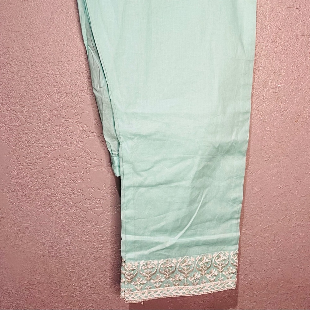 Pakistani dresses - Picture 8 of 12